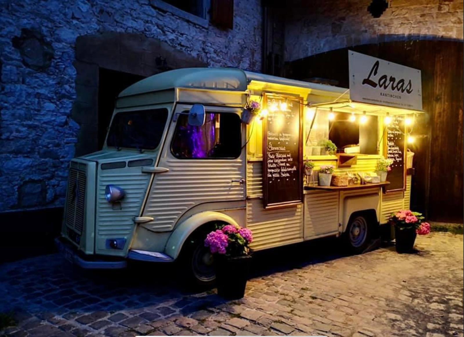 Truck bei Nacht